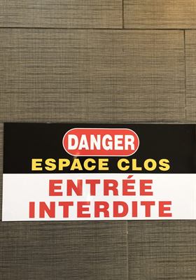 Panneau de sécurité industrielle « Danger — espace clos, entrée interdite »